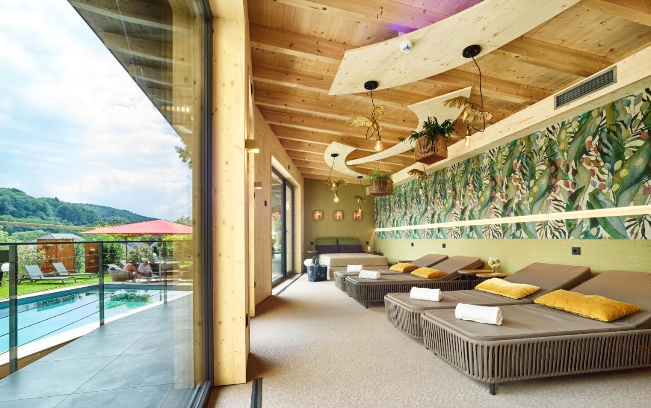Hotel Erasmus - Mein Genuss- Und Wellnesshotel Trassem Bagian luar foto