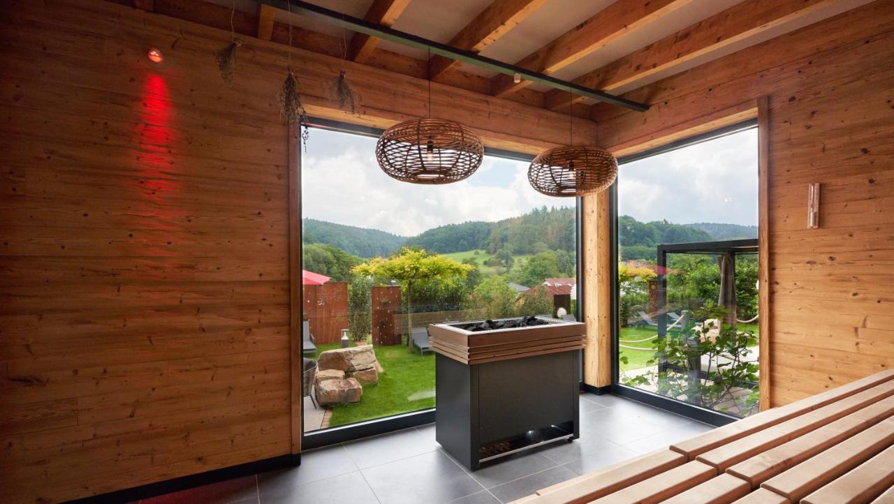 Hotel Erasmus - Mein Genuss- Und Wellnesshotel Trassem Bagian luar foto