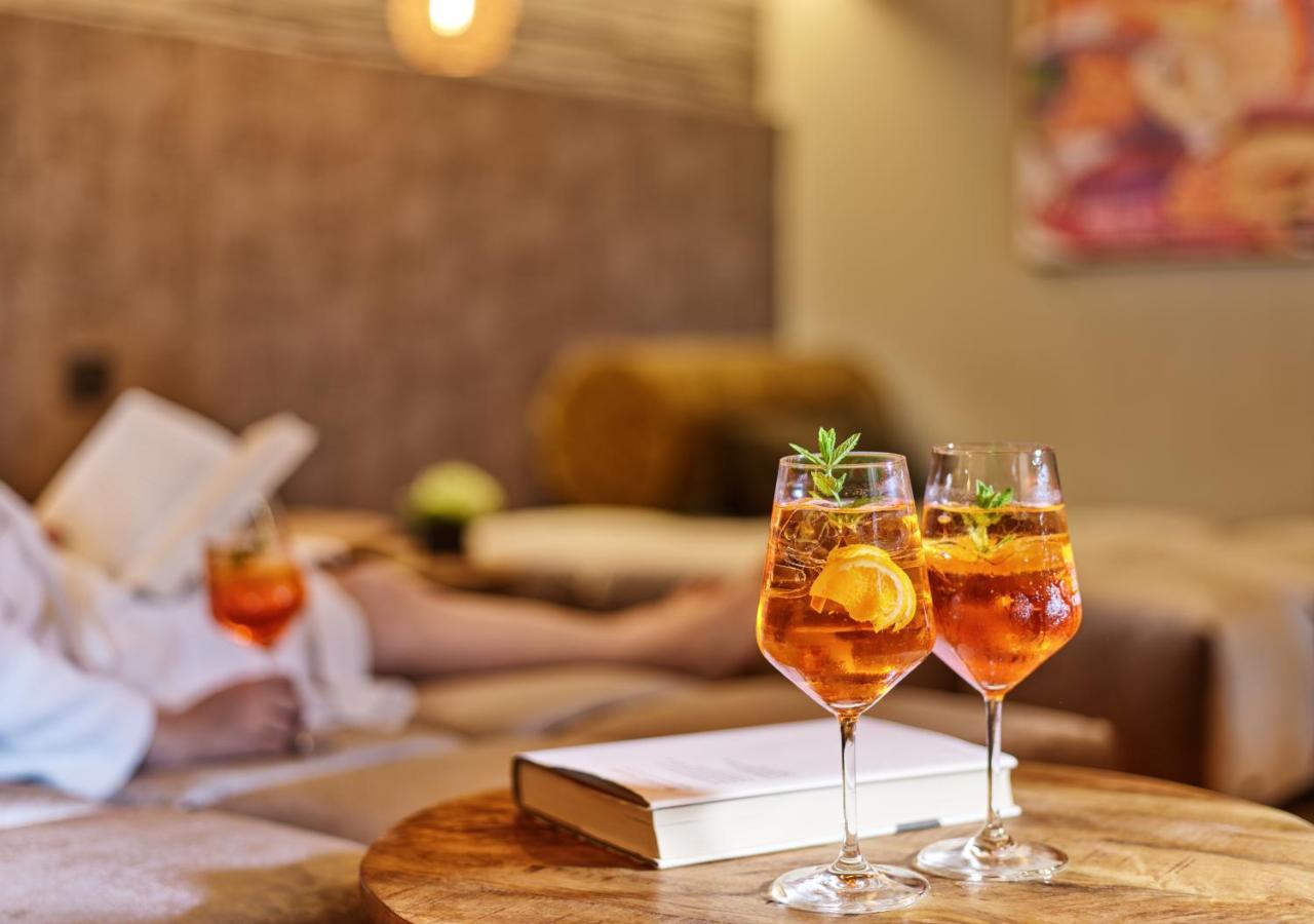 Hotel Erasmus - Mein Genuss- Und Wellnesshotel Trassem Bagian luar foto
