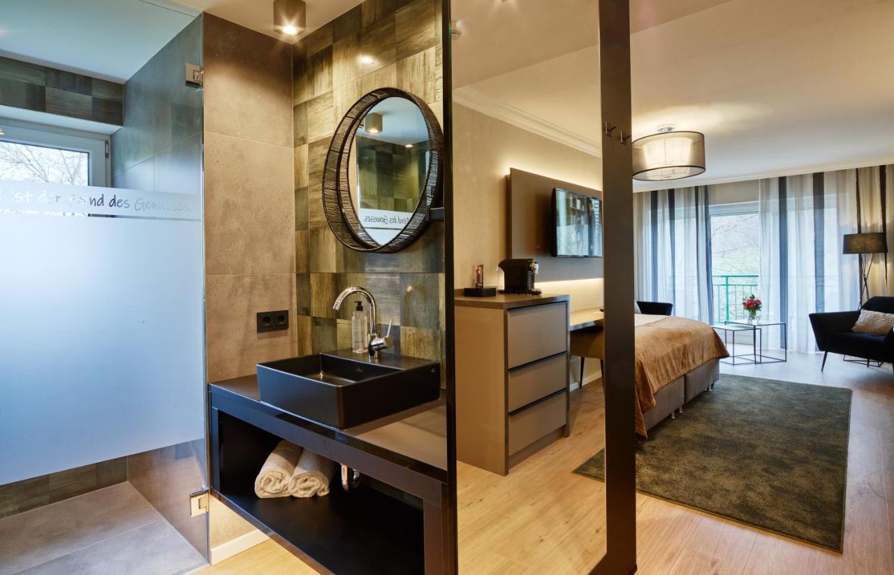 Hotel Erasmus - Mein Genuss- Und Wellnesshotel Trassem Bagian luar foto