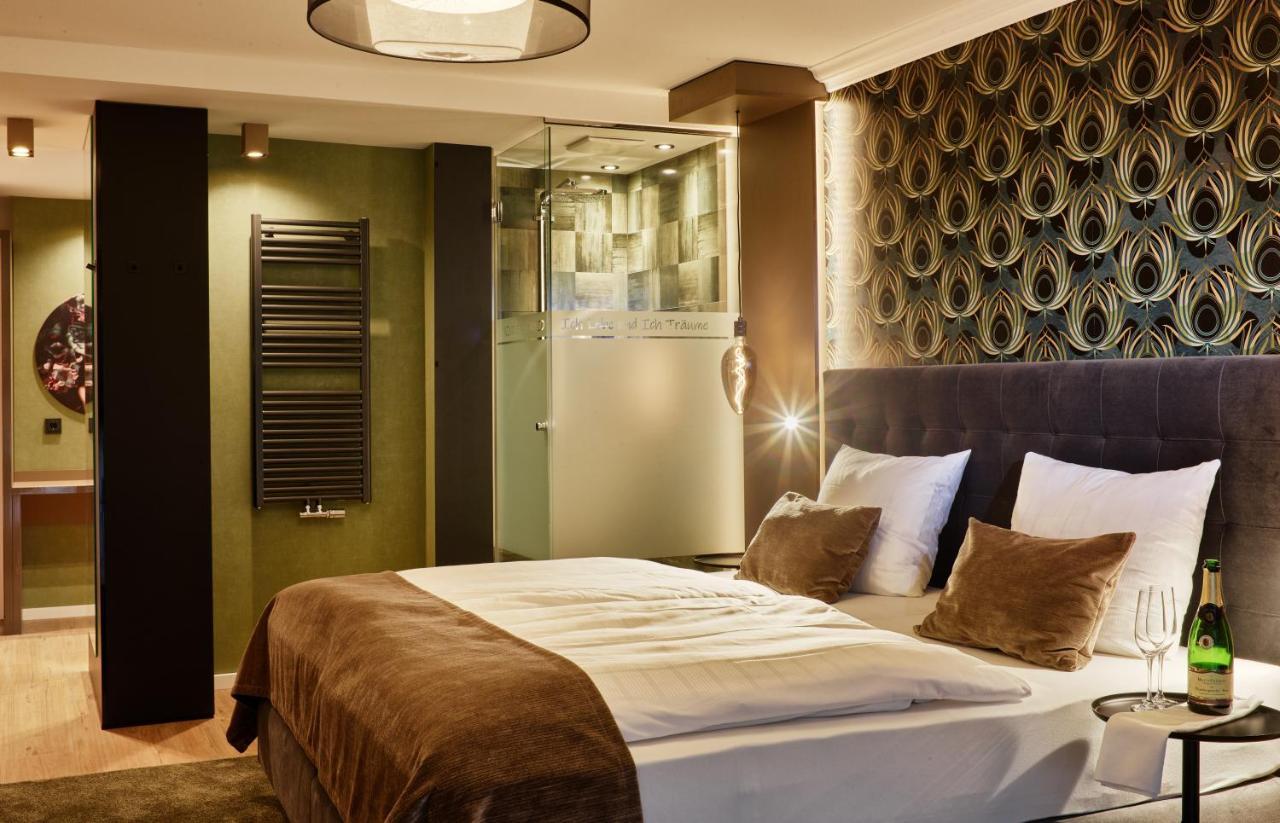 Hotel Erasmus - Mein Genuss- Und Wellnesshotel Trassem Bagian luar foto